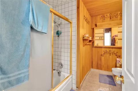 Bath - 14415 Erie, Apple Valley, CA 92307 photo 3 of 7
