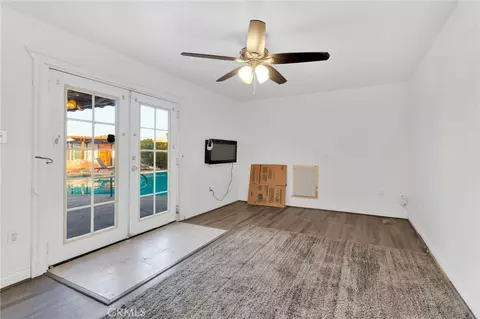 Living - 14415 Erie, Apple Valley, CA 92307 photo 6 of 6