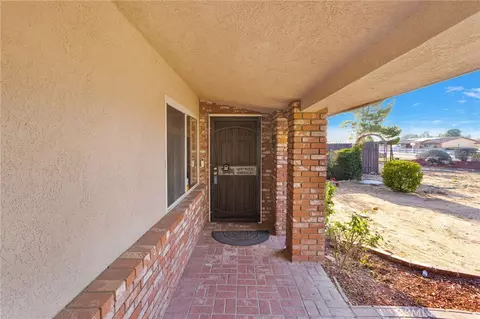 Exterior - 14415 Erie, Apple Valley, CA 92307 photo 4 of 10