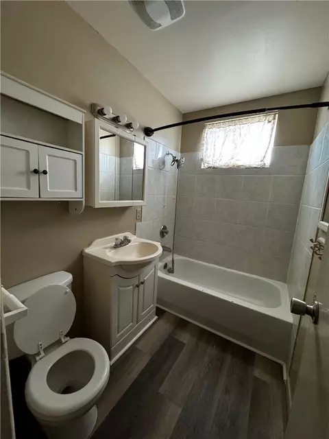 Bath - 2028 Parkway, Needles, CA 92363 photo 1 of 2