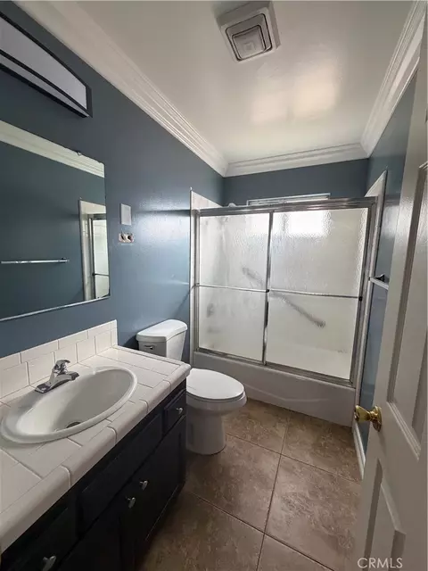 Bath - 11497 2nd Ave, Hesperia, CA 92345 photo 1 of 2