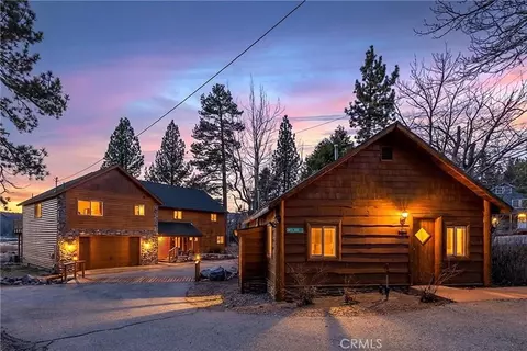 448 Edgemoor Rd, Big Bear Lake, CA 92315