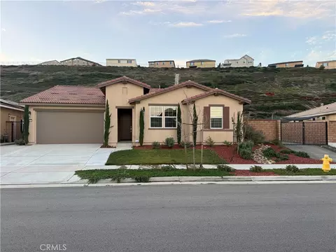 2690 Santa Fiora, Corona, CA 92882