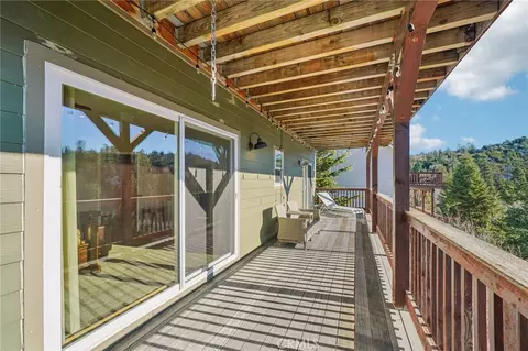 Exterior - 26845 Modoc Ln, Lake Arrowhead, CA 92352 photo 7 of 8