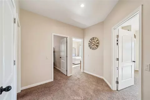 Entry Way - 26845 Modoc Ln, Lake Arrowhead, CA 92352 photo 5 of 6