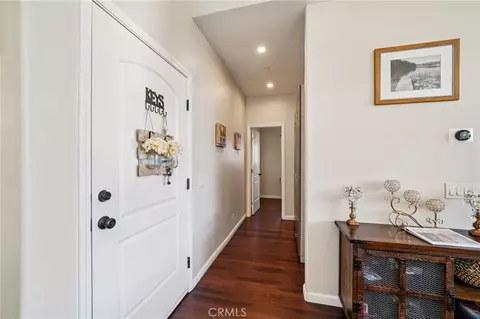 Entry Way - 26845 Modoc Ln, Lake Arrowhead, CA 92352 photo 4 of 7