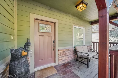 Exterior - 26845 Modoc Ln, Lake Arrowhead, CA 92352 photo 6 of 8