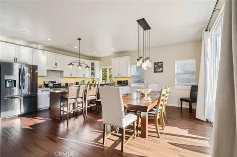Dining - 26845 Modoc Ln, Lake Arrowhead, CA 92352 photo 2 of 2