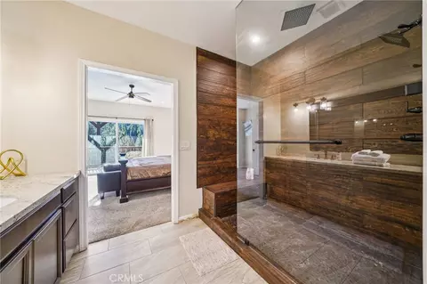 Bath - 26845 Modoc Ln, Lake Arrowhead, CA 92352 photo 1 of 8