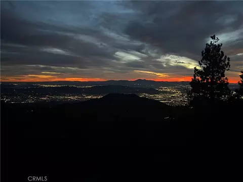 2477 Spring Oak Dr, Running Springs, CA 92382