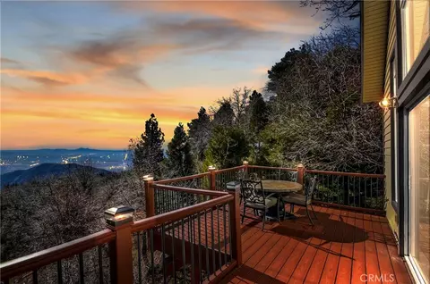 2477 Spring Oak Dr, Running Springs, CA 92382