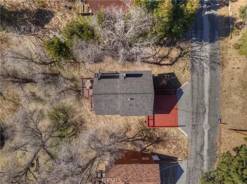 View/Area - 2477 Spring Oak Dr, Running Springs, CA 92382 photo 2 of 4