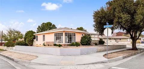 1203 Ohio St, Redlands, CA 92374