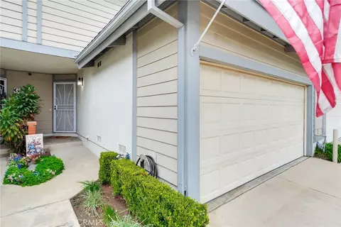 1740 Forum Way #C, Corona, CA 92881