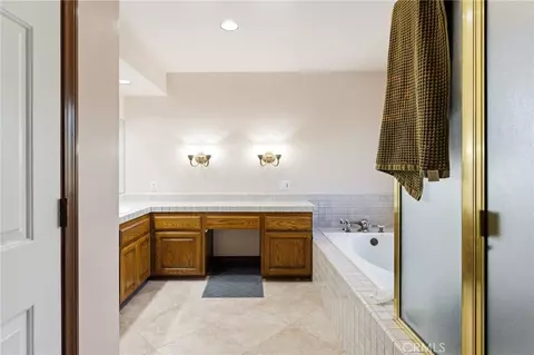 Bath - 7464 Via Deldene, Highland, CA 92346 photo 2 of 5