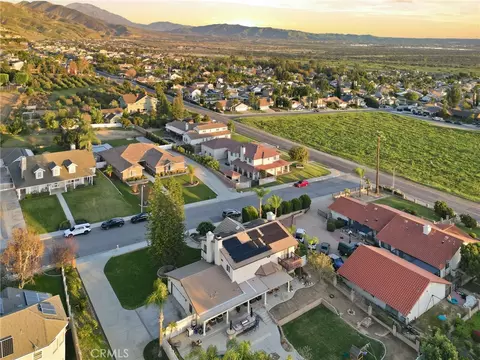 View/Area - 7464 Via Deldene, Highland, CA 92346 photo 2 of 9
