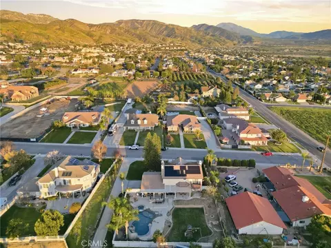 View/Area - 7464 Via Deldene, Highland, CA 92346 photo 8 of 9