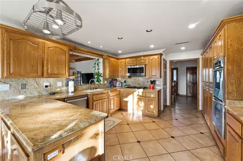 Kitchen - 7464 Via Deldene, Highland, CA 92346 photo 1 of 3