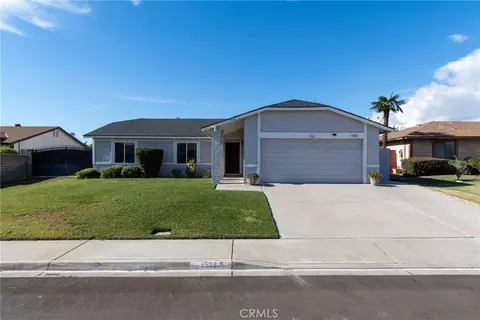 7532 Marconia Ct, Fontana, CA 92336