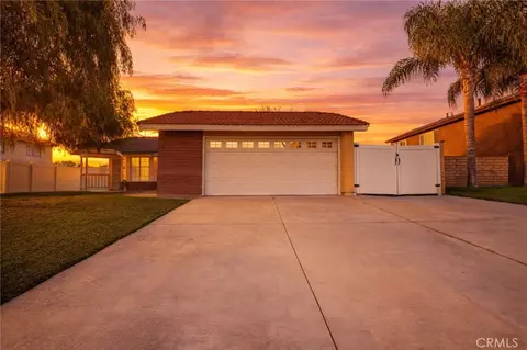11619 Capitol Dr, Riverside, CA 92503
