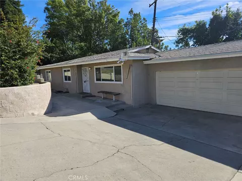16060 Las Vecinas Dr, La Puente, CA 91744