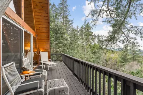 Exterior - 24032 Skyland, Crestline, CA 92325 photo 3 of 10