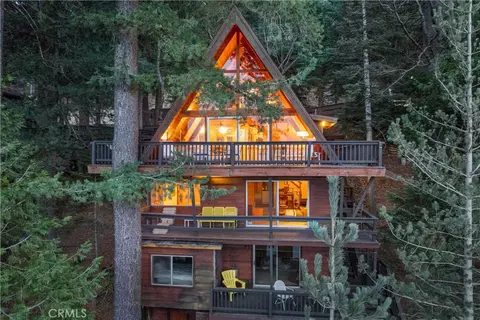 Exterior - 24032 Skyland, Crestline, CA 92325 photo 1 of 10