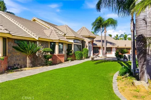 16575 Bonanza Dr, Riverside, CA 92504 photo 4