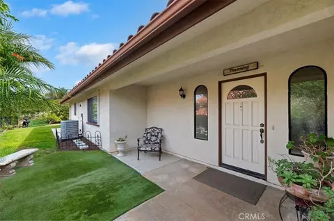 1168 N Crescent Rdg, Fallbrook, CA 92028