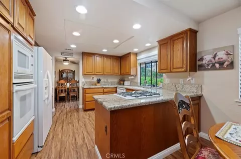Kitchen - 1168 N Crescent Rdg, Fallbrook, CA 92028 photo 6 of 6