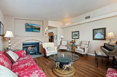 Living - 1168 N Crescent Rdg, Fallbrook, CA 92028 photo 4 of 4