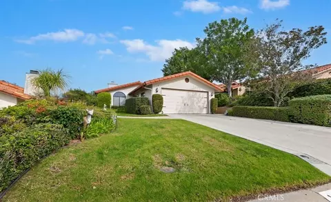 Exterior - 1168 N Crescent Rdg, Fallbrook, CA 92028 photo 2 of 15