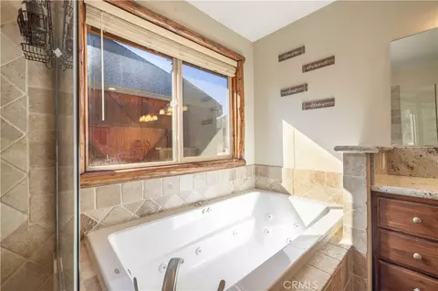 Bath - 42550 Bear Loop, Big Bear City, CA 92314 photo 3 of 9