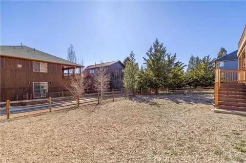 Exterior - 42550 Bear Loop, Big Bear City, CA 92314 photo 6 of 6