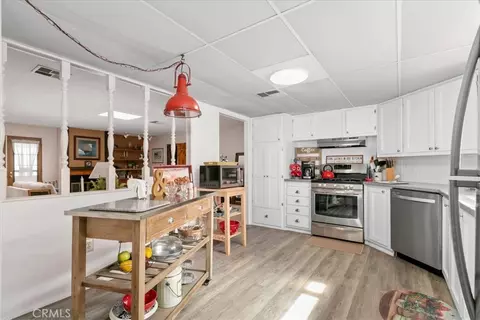 10500 Frontier, Cherry Valley, CA 92223 photo 11
