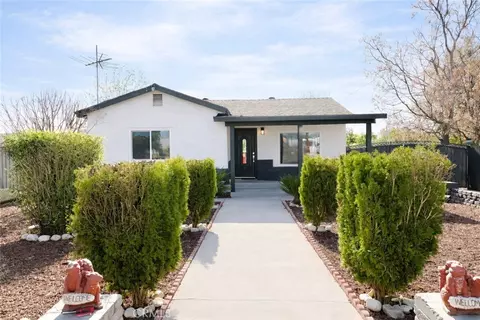 18407 Hawthorne Ave, Bloomington, CA 92316