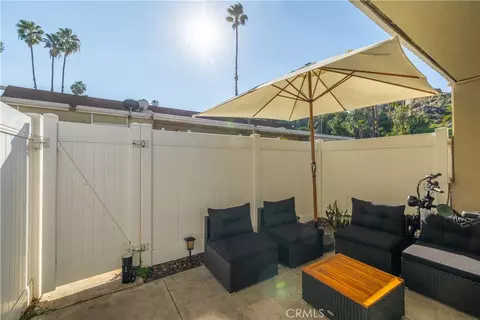 Exterior - 3088 Panorama Rd UNIT D, Riverside, CA 92506 photo 1 of 3
