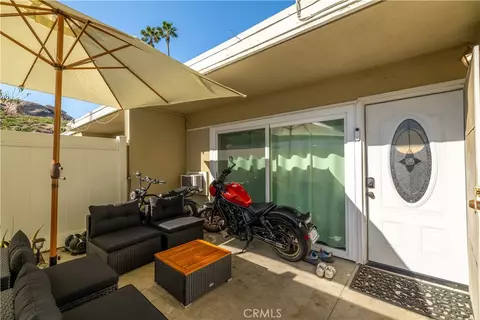 Exterior - 3088 Panorama Rd UNIT D, Riverside, CA 92506 photo 2 of 3
