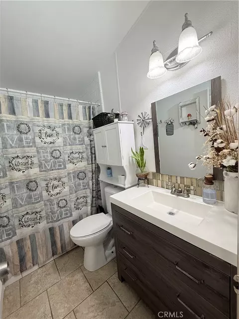 80 E Dawes St #115, Perris, CA 92571 photo 17