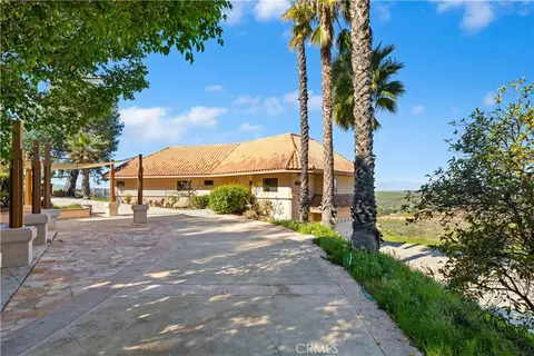 Exterior - 20329 Luchs, Perris, CA 92570 photo 7 of 13