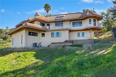 Exterior - 20329 Luchs, Perris, CA 92570 photo 5 of 13