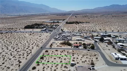 58 Dillon Rd, Desert Hot Springs, CA 92240