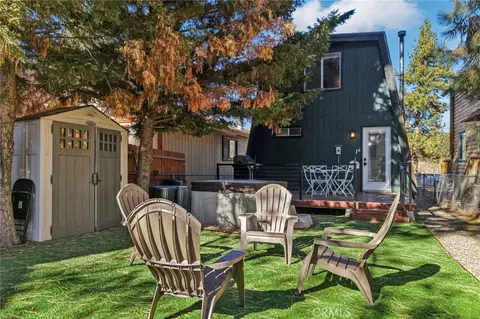 Exterior - 42683 Falcon Ave, Big Bear Lake, CA 92315 photo 6 of 8