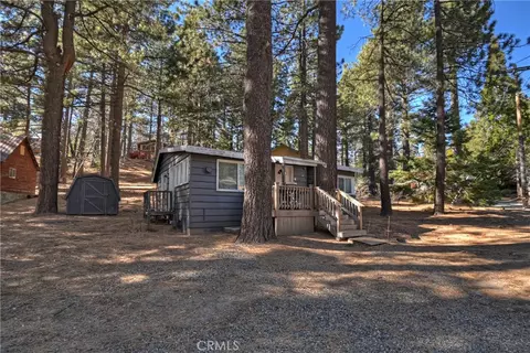 33353 Yukon Dr, Green Valley Lake, CA 92341