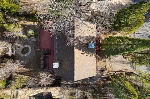 View/Area - 28070 W Shore Rd, Lake Arrowhead, CA 92352 photo 2 of 4