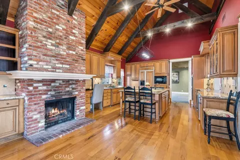 Kitchen - 28070 W Shore Rd, Lake Arrowhead, CA 92352 photo 1 of 4