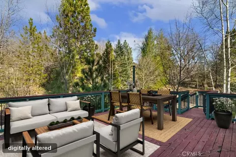 Exterior - 28070 W Shore Rd, Lake Arrowhead, CA 92352 photo 4 of 5