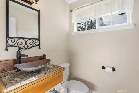 Bath - 28070 W Shore Rd, Lake Arrowhead, CA 92352 photo 6 of 6
