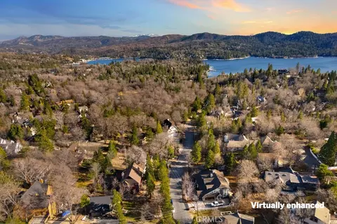 View/Area - 28070 W Shore Rd, Lake Arrowhead, CA 92352 photo 3 of 4