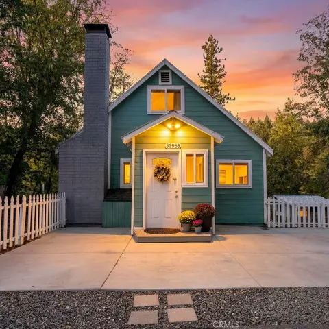 32958 Squirrel Ln, Running Springs, CA 92382